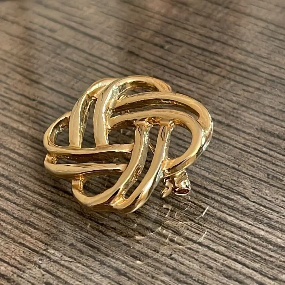Vintage Woven Gold-tone Knot Pin - Brooch